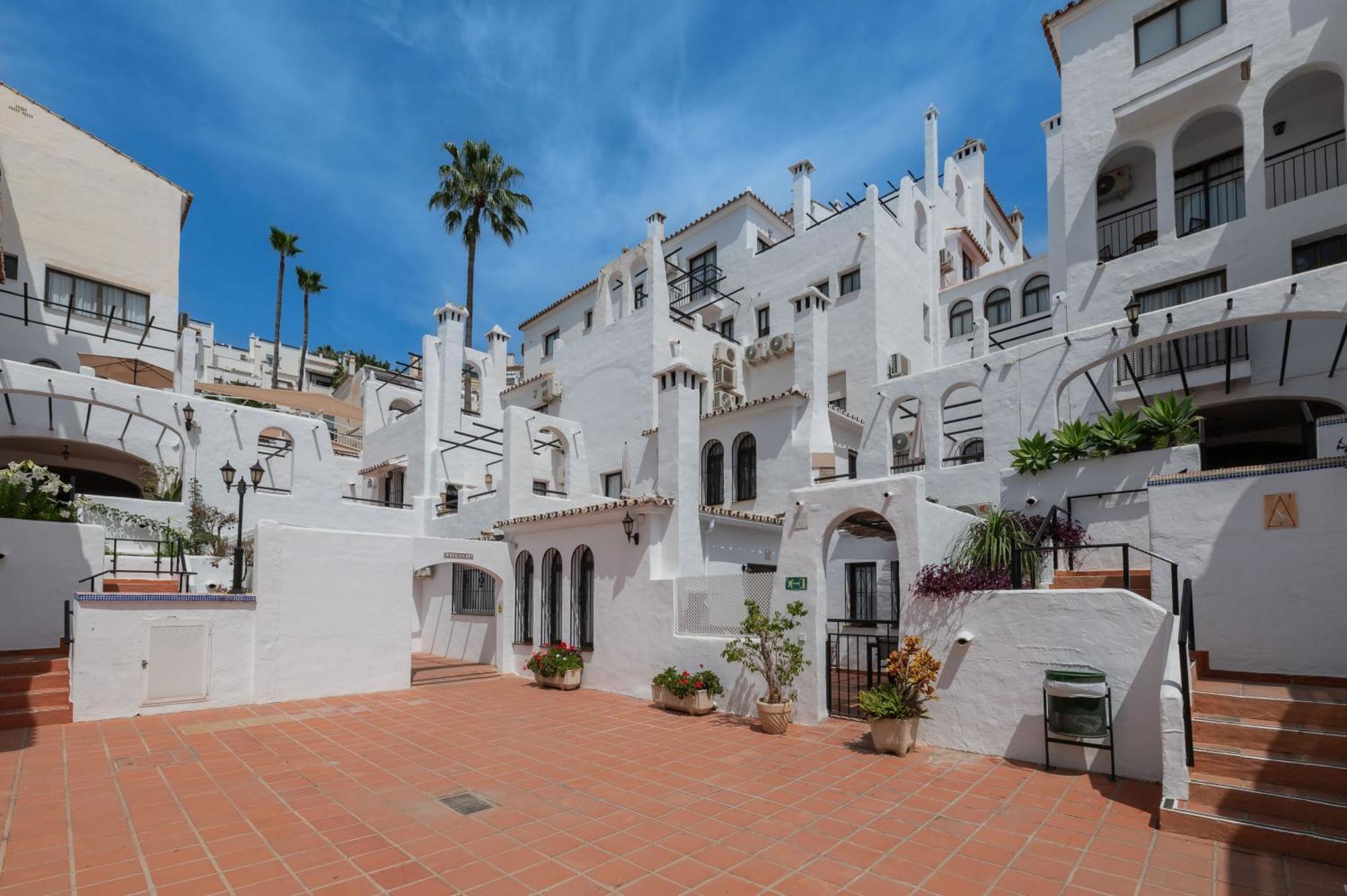 Apartamento Con Amplio Porche Y Bbq Benalmádena Exteriör bild