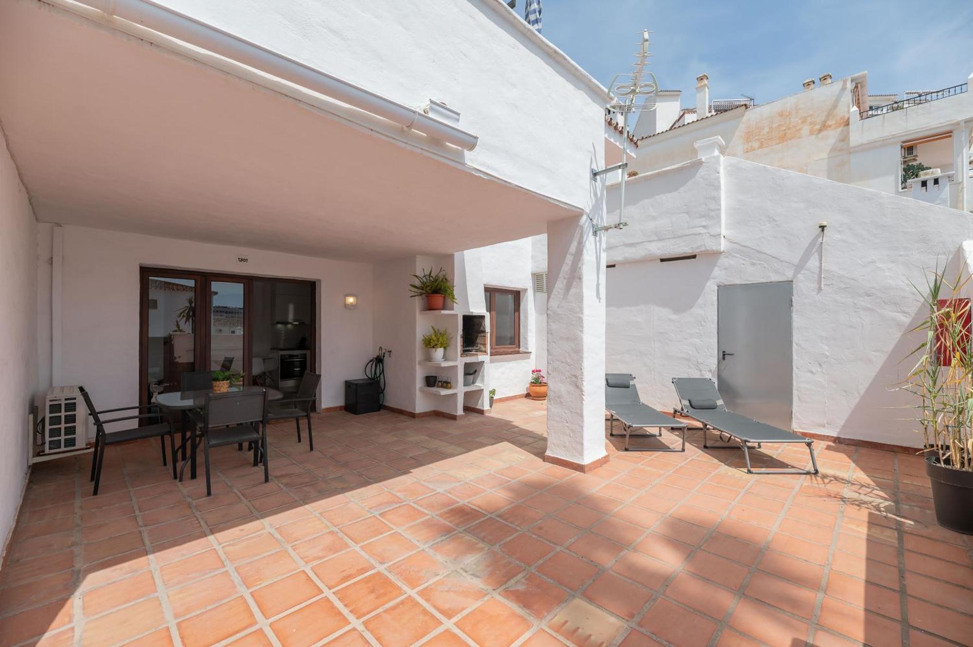 Apartamento Con Amplio Porche Y Bbq Benalmádena Exteriör bild